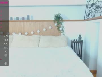 girl cam all day kittycat__lovee image #2661629