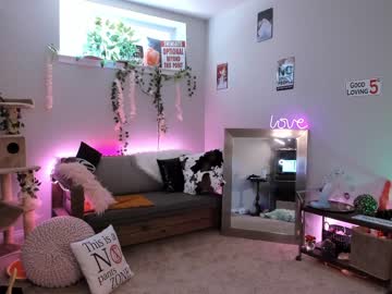 girl cam all day skyewatson image #4542981