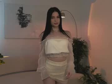 girl cam all day theaura image #9153366