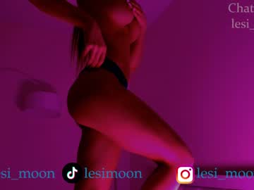 girl cam all day lesi_moon image #6324042