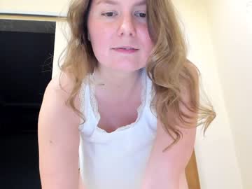 girl cam all day yourlove777 image #927820