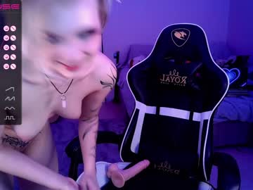 girl cam all day _b_a_n_s_h_e_e_ image #4550838