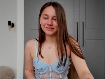 girl cam all day eleonora_linn image #1925205