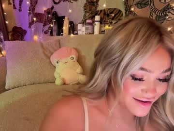 girl cam all day ari_02 image #6841945