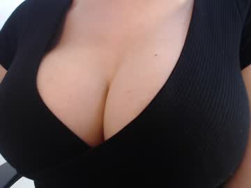 girl cam all day eat_mee_out image #2204094