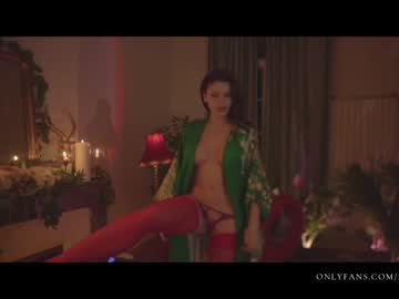 girl cam all day lucieoude_ image #3176997
