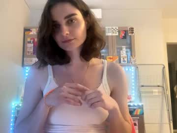 girl cam all day eadlincoup image #9628543