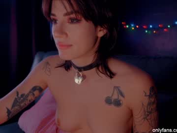 girl cam all day aynmarie image #3141786