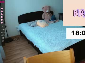 girl cam all day shy_mirabel image #3007886