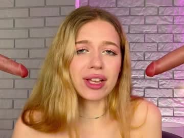 girl cam all day friendlyfire6 image #8595387
