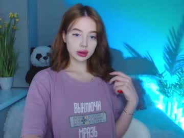girl cam all day liitle_flower image #2100784