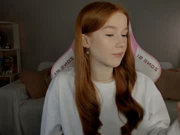 girl cam all day leahsthetics image #8359400