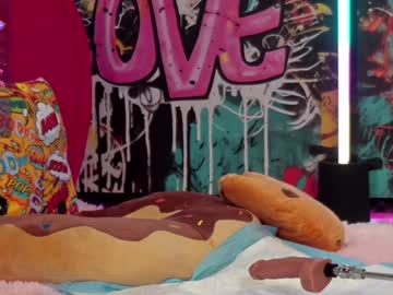 girl cam all day vanessa_love image #8648035