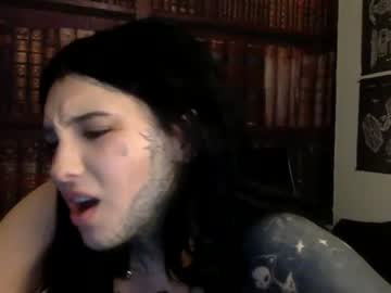 girl cam all day goth_thot image #6430584