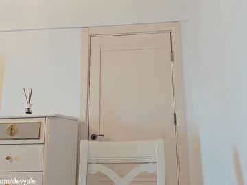girl cam all day devyale image #4317303