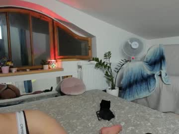 girl cam all day taralanes image #2537462