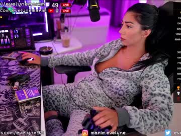 girl cam all day evelyne92 image #5609838