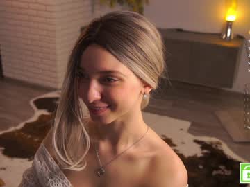 girl cam all day checkmypeach image #8993673