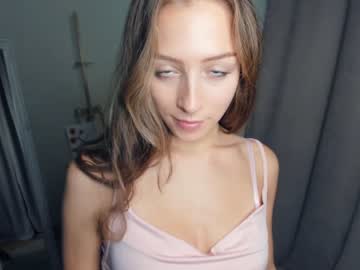 girl cam all day wave_of_happy_ image #5707170