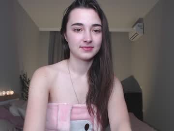 Cam for disneyy_babyy