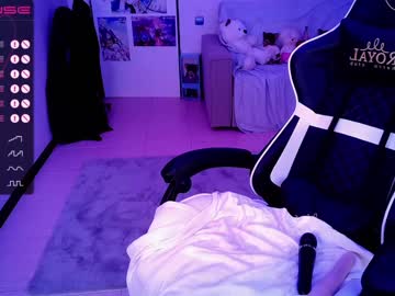 girl cam all day _b_a_n_s_h_e_e_ image #4242361