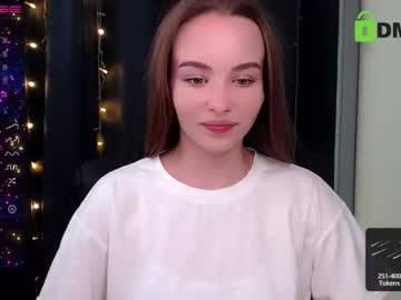 girl cam all day ninellflower image #2747644