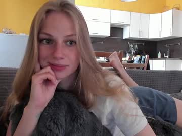 girl cam all day magic_couple13 image #7295413