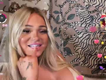 girl cam all day ari_02 image #5504605