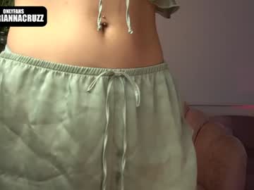girl cam all day mariannacruzz image #7842733