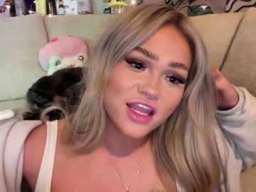 girl cam all day ari_02 image #6835912