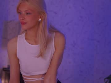 girl cam all day _2strangers image #2128861