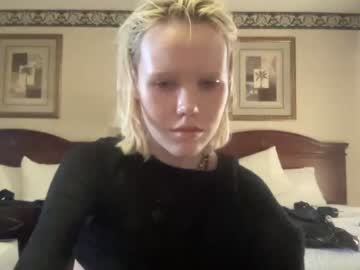 girl cam all day roxyviolet image #1223870