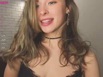 girl cam all day uwunikaa image #5013315