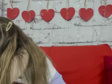 girl cam all day mikkitun image #2316776