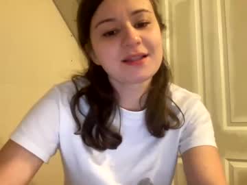 girl cam all day internet_famous image #695019
