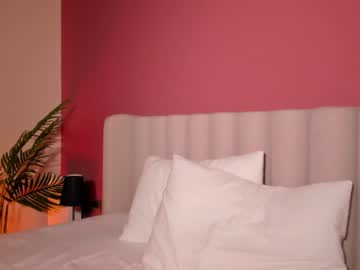 girl cam all day smiling_princess image #3378221