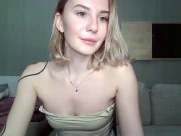 girl cam all day cherry_juice_ image #576237