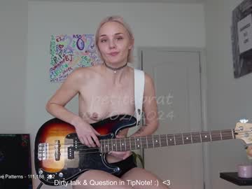 girl cam all day petitebrat image #6701843