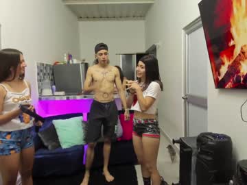 couple cam all day universal_sexx image #6467416