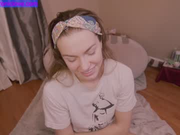 girl cam all day chroniclove image #3277722
