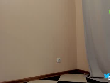 girl cam all day hollyextra image #5595358
