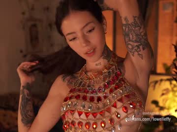 girl cam all day effylowell_ image #6128851