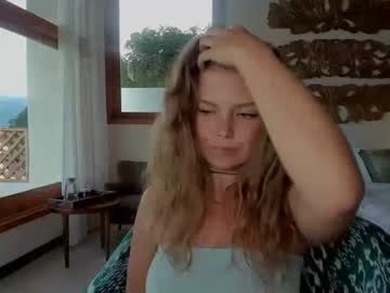 girl cam all day kosmickate image #3262765