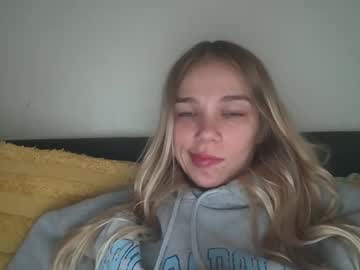 Cam for chloe_damian