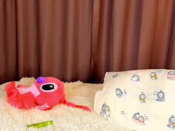 girl cam all day littlething88 image #1114975