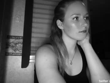 girl cam all day artesoft image #2625289