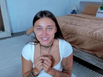 girl cam all day eleonora_linn_ image #8529056