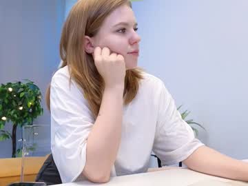 girl cam all day lovlybambi image #5765930