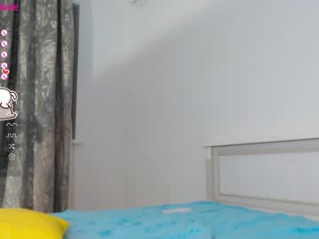 girl cam all day small_blondee image #3168345