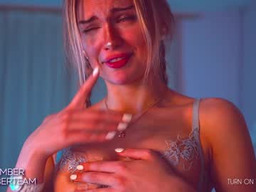 girl cam all day emmber image #2208252